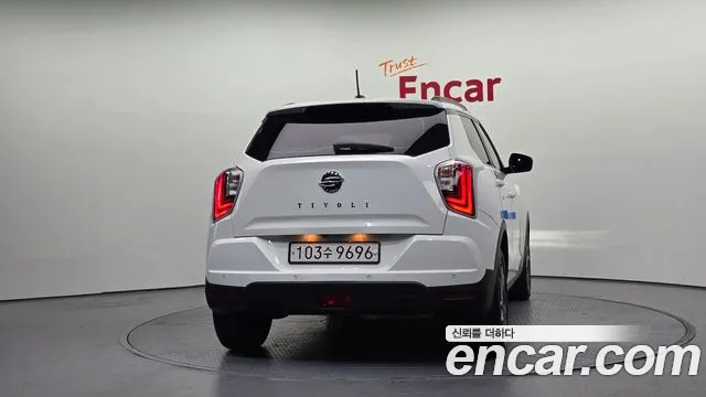 KG_Mobility_Ssangyong TIBOLI Very New Tivoli Бензин 1.5 2WD — Фото автомобиля 4