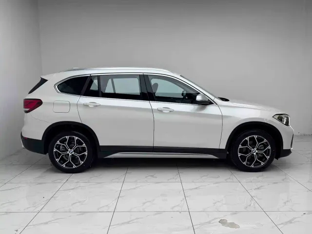 BMW X1 — Фото автомобиля 17
