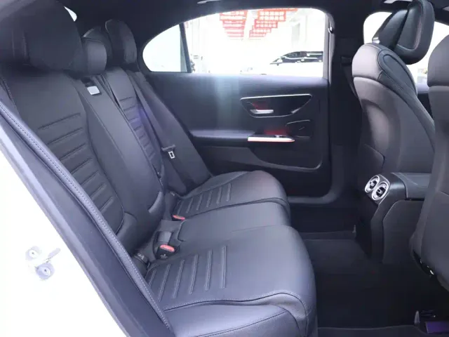 Mercedes-Benz C-Class — Фото автомобиля 22