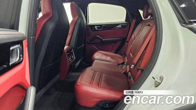 Porsche Cayenne PO536 — Фото автомобиля 18
