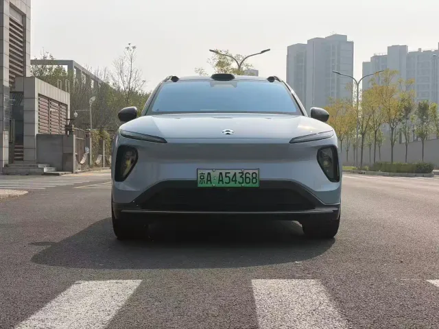Nio ES6 — Фото автомобиля 2