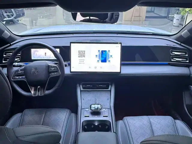 BYD Qin L — Фото автомобиля 8