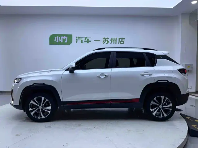 Changan CS35 Plus — Фото автомобиля 7