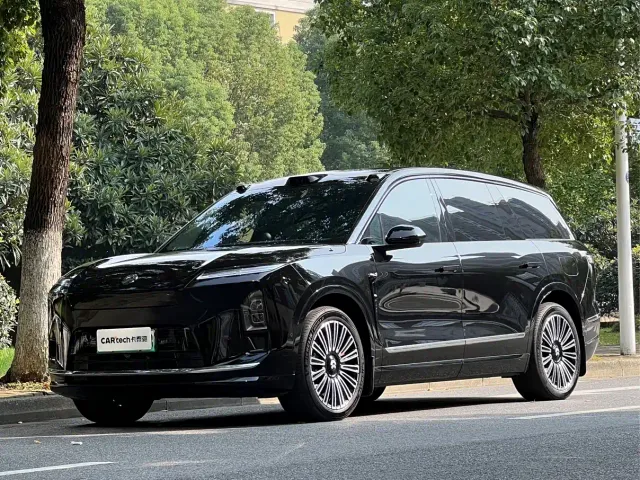 Фотография автомобиля — Nio ES8