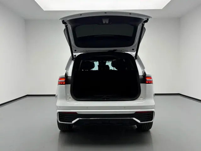 Geely Xingyue L — Фото автомобиля 18