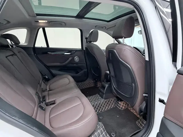 BMW X1 — Фото автомобиля 18