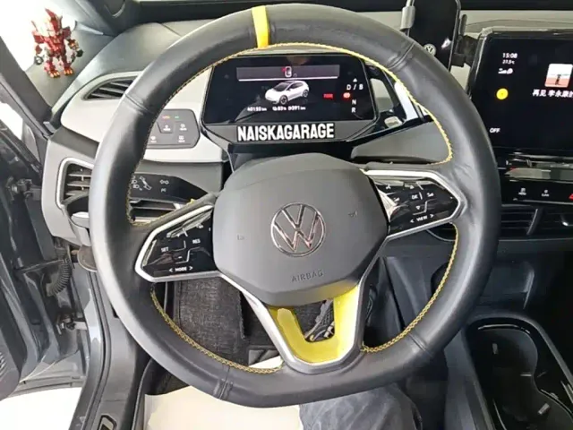 Volkswagen ID.3 — Фото автомобиля 10