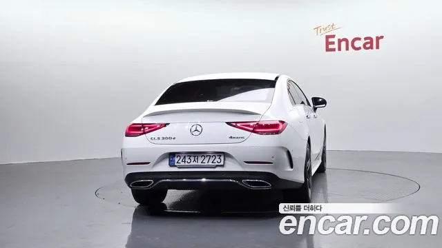 Mercedes-Benz CLS-Class — Фото автомобиля 4