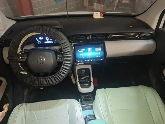 Leapmotor T03 — Фото автомобиля 5