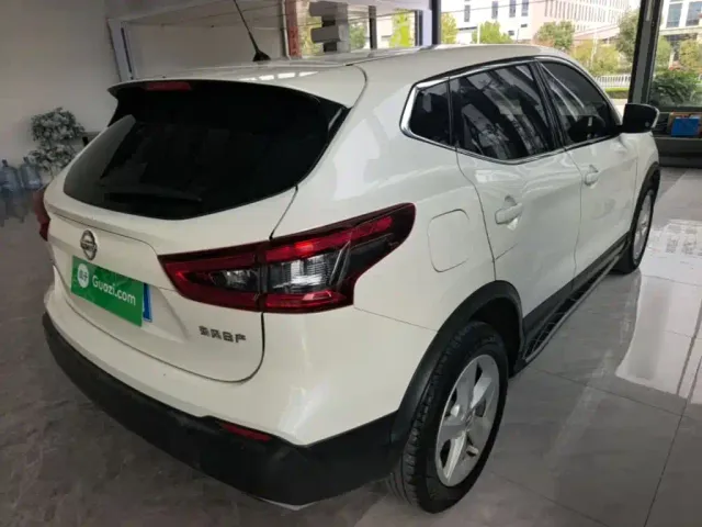 Nissan Qashqai — Фото автомобиля 6