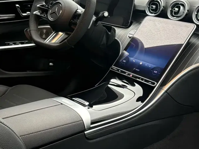 Mercedes-Benz C-Class — Фото автомобиля 8