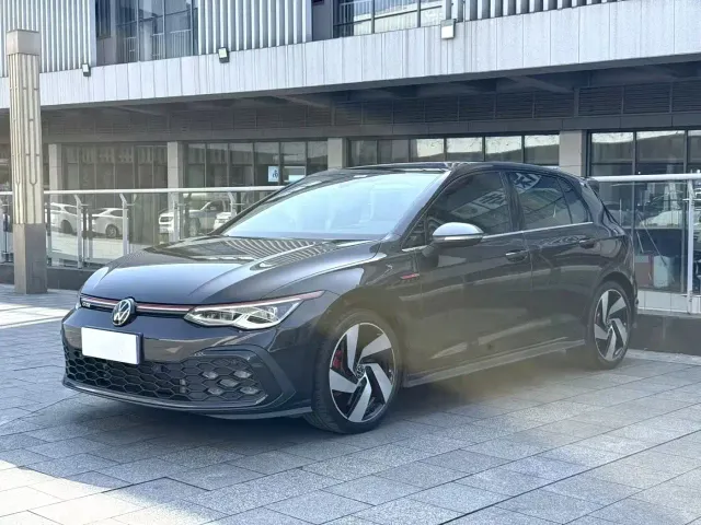 Volkswagen Golf GTI — Фото автомобиля 2