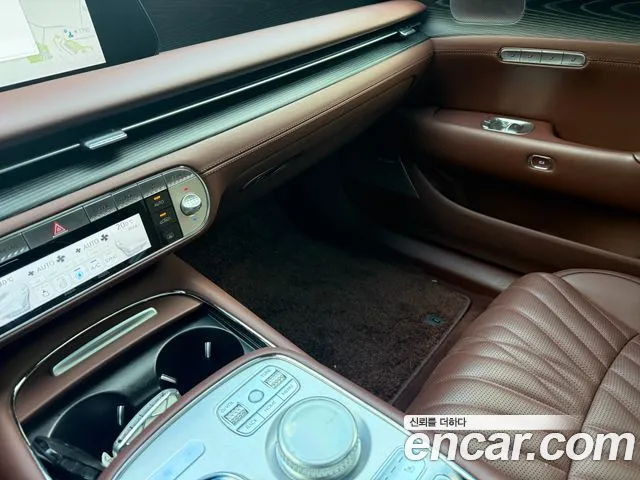Genesis G90 — Фото автомобиля 11
