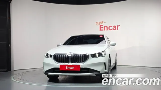 BMW 5-Series — Фото автомобиля 3