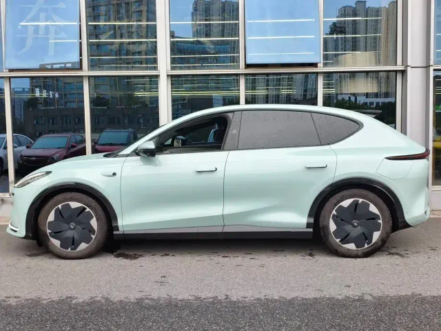 IM Motors IM LS7 — Фото автомобиля 3