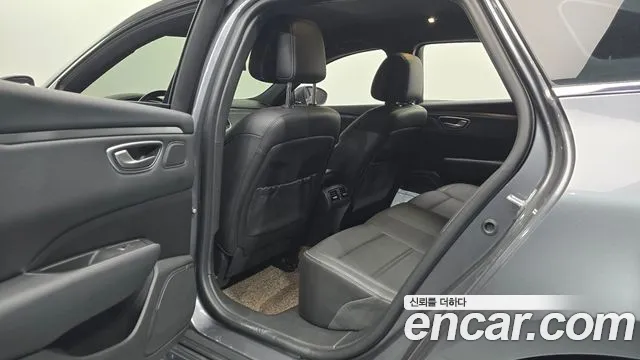 Renault Korea SM6 New — Фото автомобиля 17
