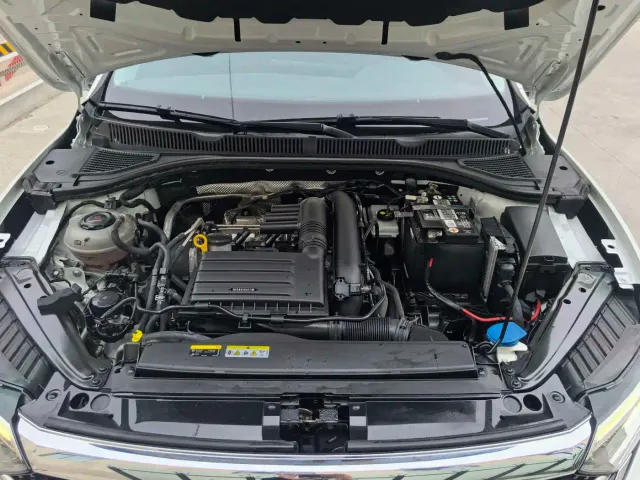 Volkswagen Sagitar — Фото автомобиля 10