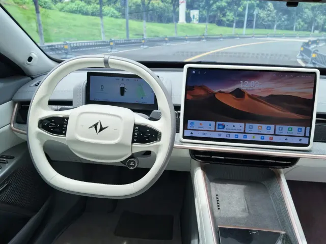Dongfeng eπ 007 — Фото автомобиля 16