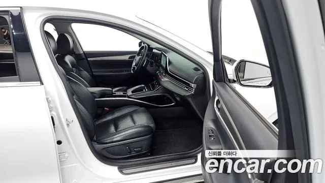 Hyundai Grandeur — Фото автомобиля 15