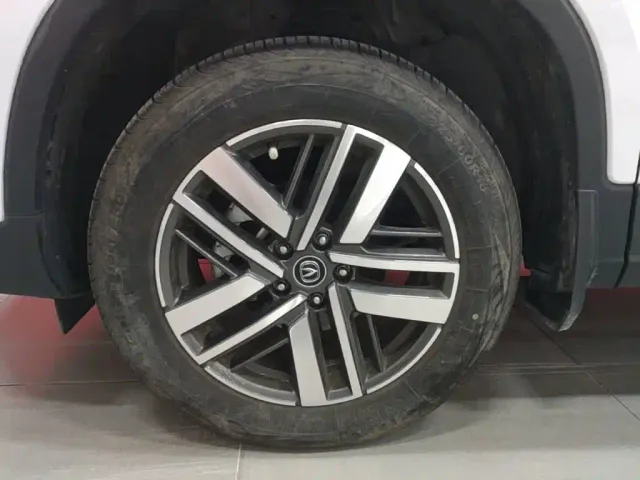 Changan CS75 — Фото автомобиля 20