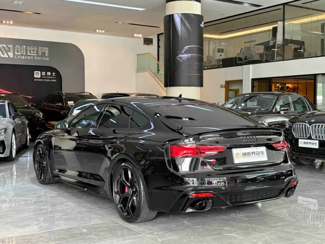 Audi RS 5 — Фото автомобиля 4