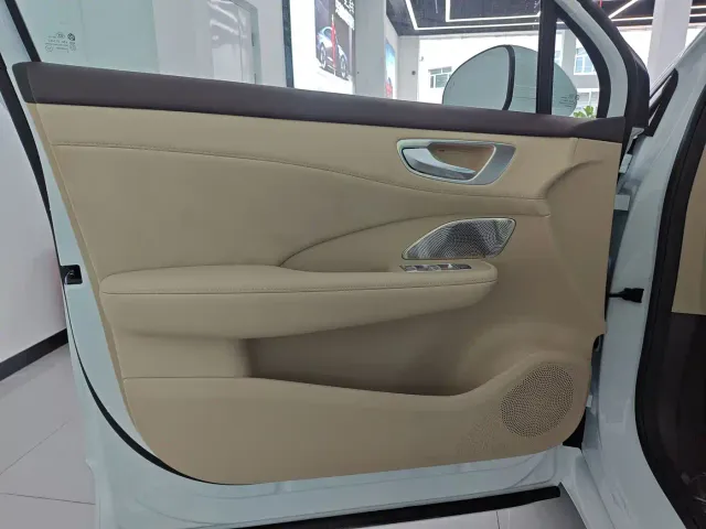 Shangjie SUV — Фото автомобиля 16