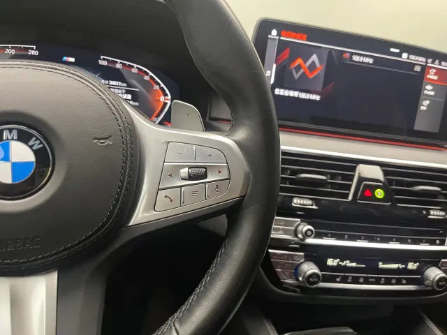 BMW 5 Series — Фото автомобиля 9