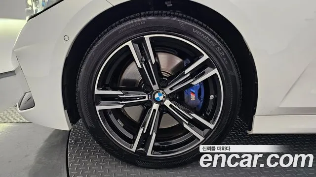 BMW 3-Series 3 серия (G20) 320i M Sport — Фото автомобиля 5