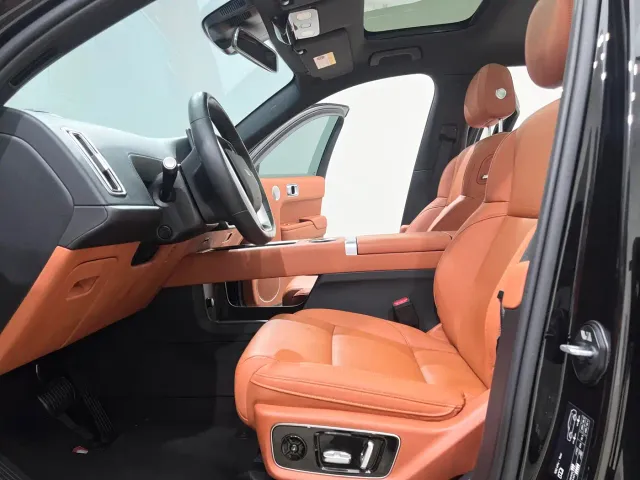 Li Auto L7 — Фото автомобиля 7