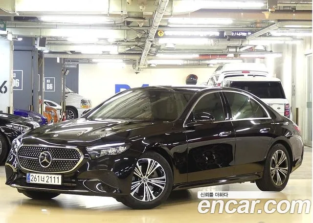Фотография автомобиля — Mercedes-Benz E-Class W214