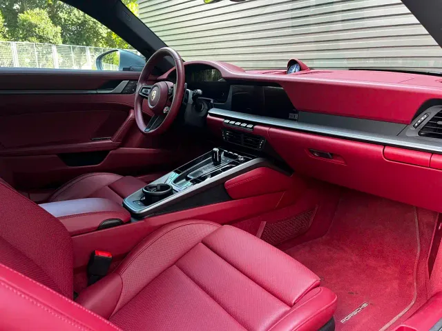 Porsche 911 — Фото автомобиля 13