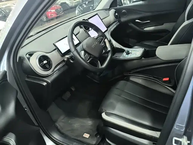 BYD Seal 05 DM-i — Фото автомобиля 14