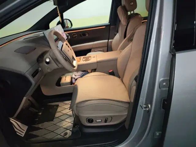 Li Auto i6 — Фото автомобиля 16