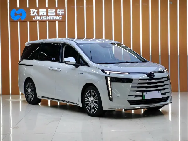GAC Trumpchi E8 — Фото автомобиля 6