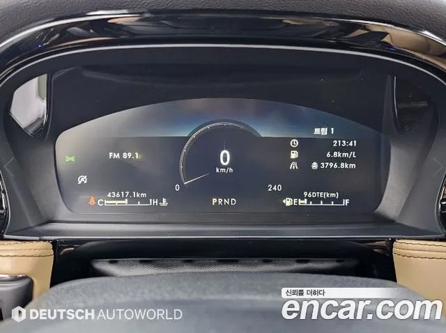 Lincoln Corsair Corsair 2.0 Reserve AWD — Фото автомобиля 8
