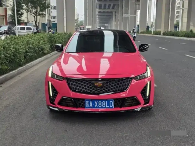 Cadillac CT5 — Фото автомобиля 5