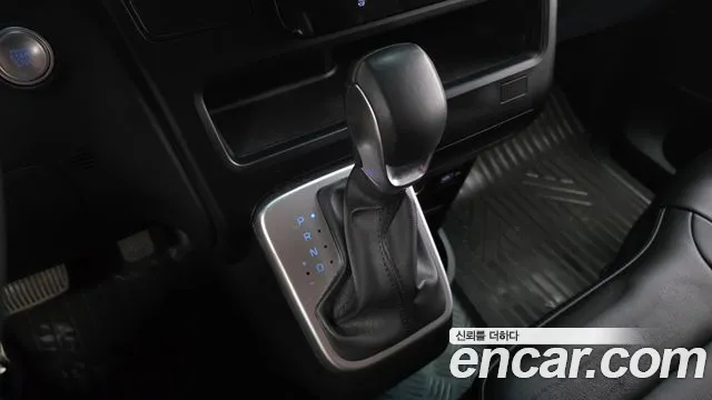 Hyundai Staria — Фото автомобиля 11