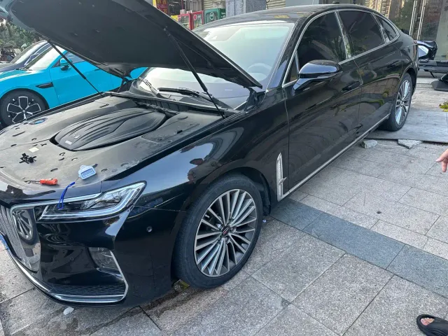 Hongqi H9 — Фото автомобиля 2