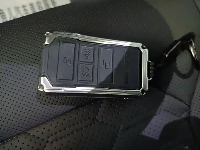 212 212 T01 2024 2.0T Mechanic — Фото автомобиля 8
