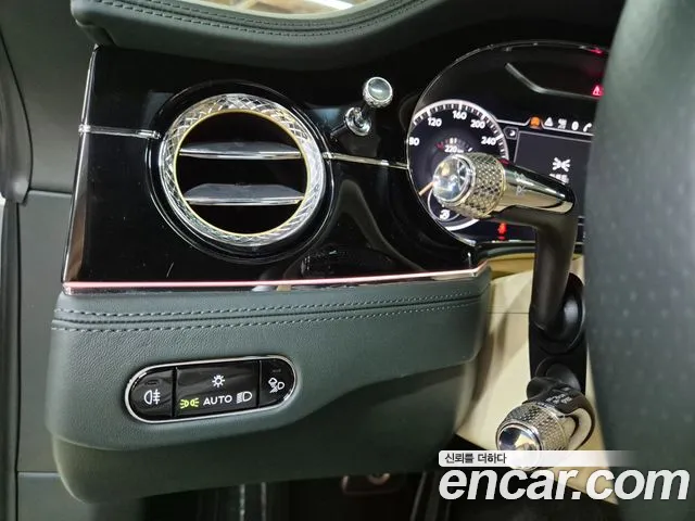 Bentley Continental — Фото автомобиля 17