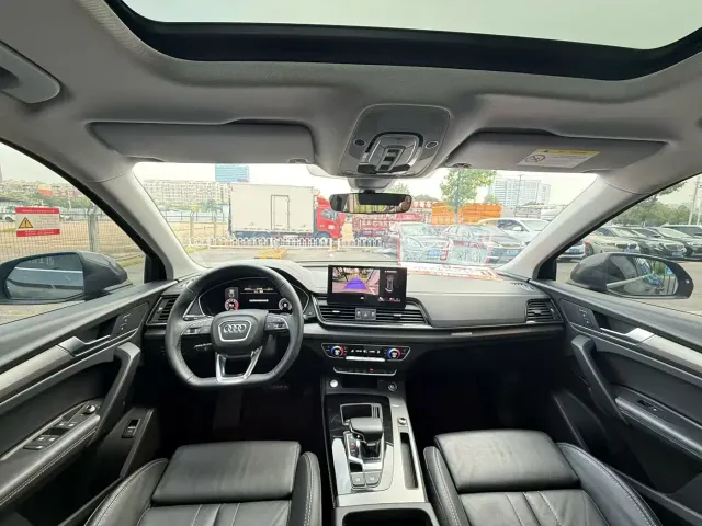 Audi Q5L — Фото автомобиля 4