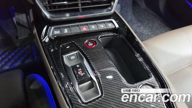 Audi e-tron GT — Фото автомобиля 9