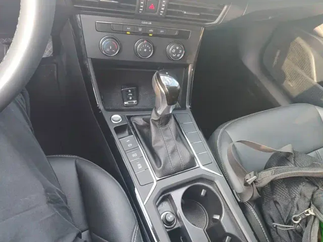 Volkswagen Passat — Фото автомобиля 13