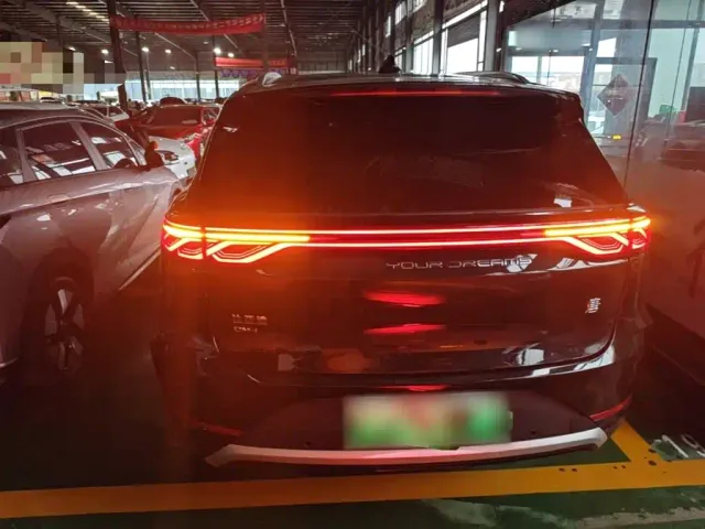 BYD Tang New Energy 2024 DM-i Glory Edition 112KM Deluxe — Фото автомобиля 5