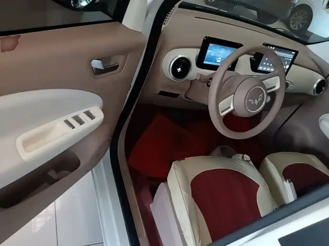 Wuling Hongguang Mini EV — Фото автомобиля 15