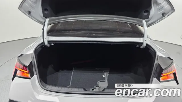 Hyundai Avante CN7 — Фото автомобиля 23