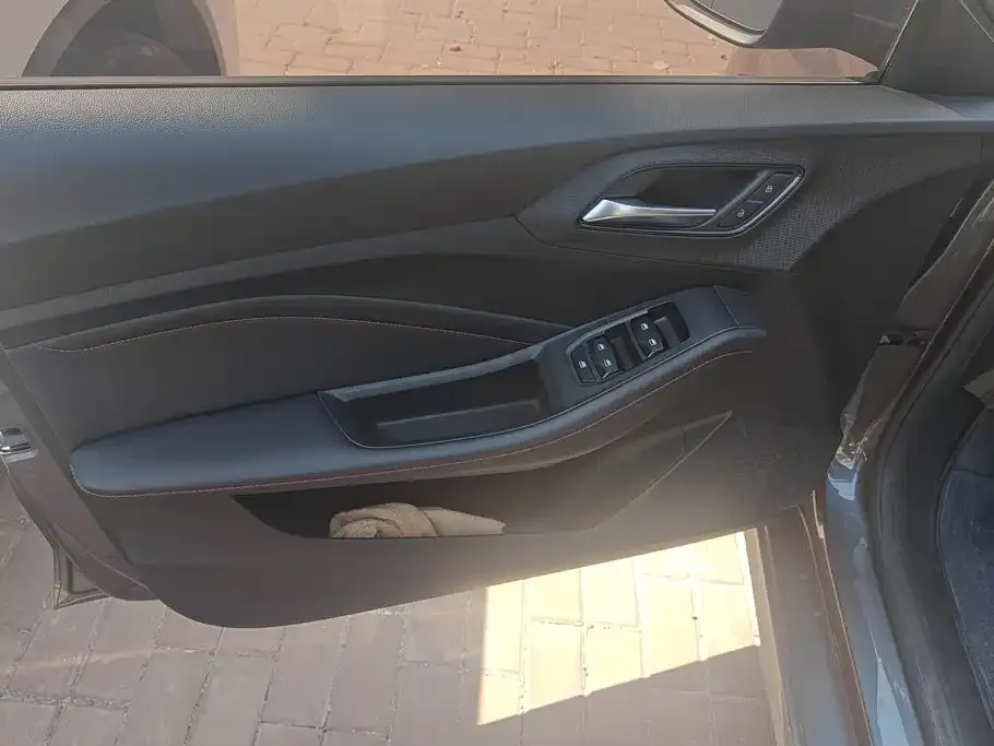 MG MG5 2026 180DVVT Manual Fashion Edition — Фото автомобиля 7