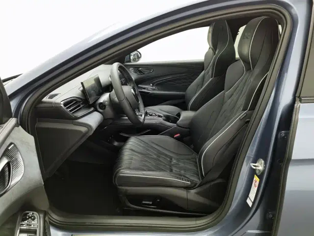 BYD Seal — Фото автомобиля 10