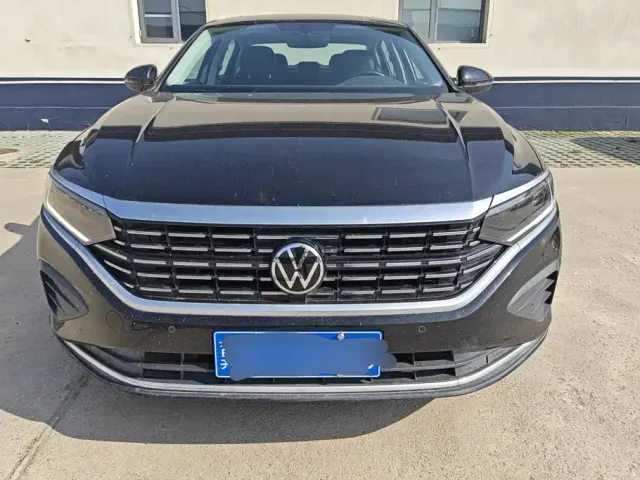 Volkswagen Passat — Фото автомобиля 5
