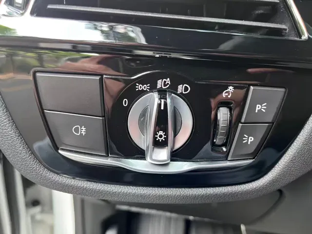 BMW 5 Series — Фото автомобиля 6